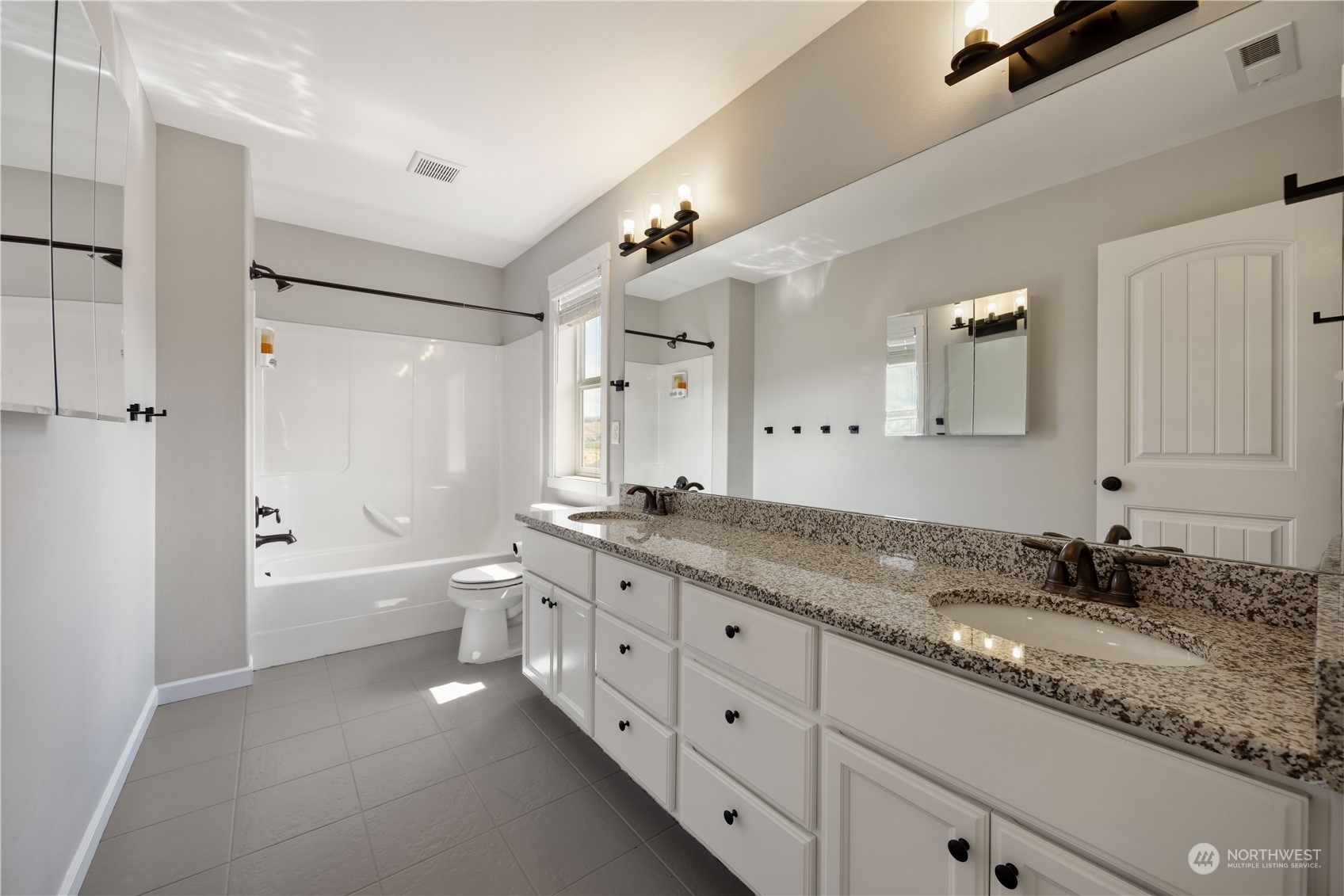 136 Summer Breeze Road Manson, WA 98831 - Photo 16 of 39 Gallery Image 16