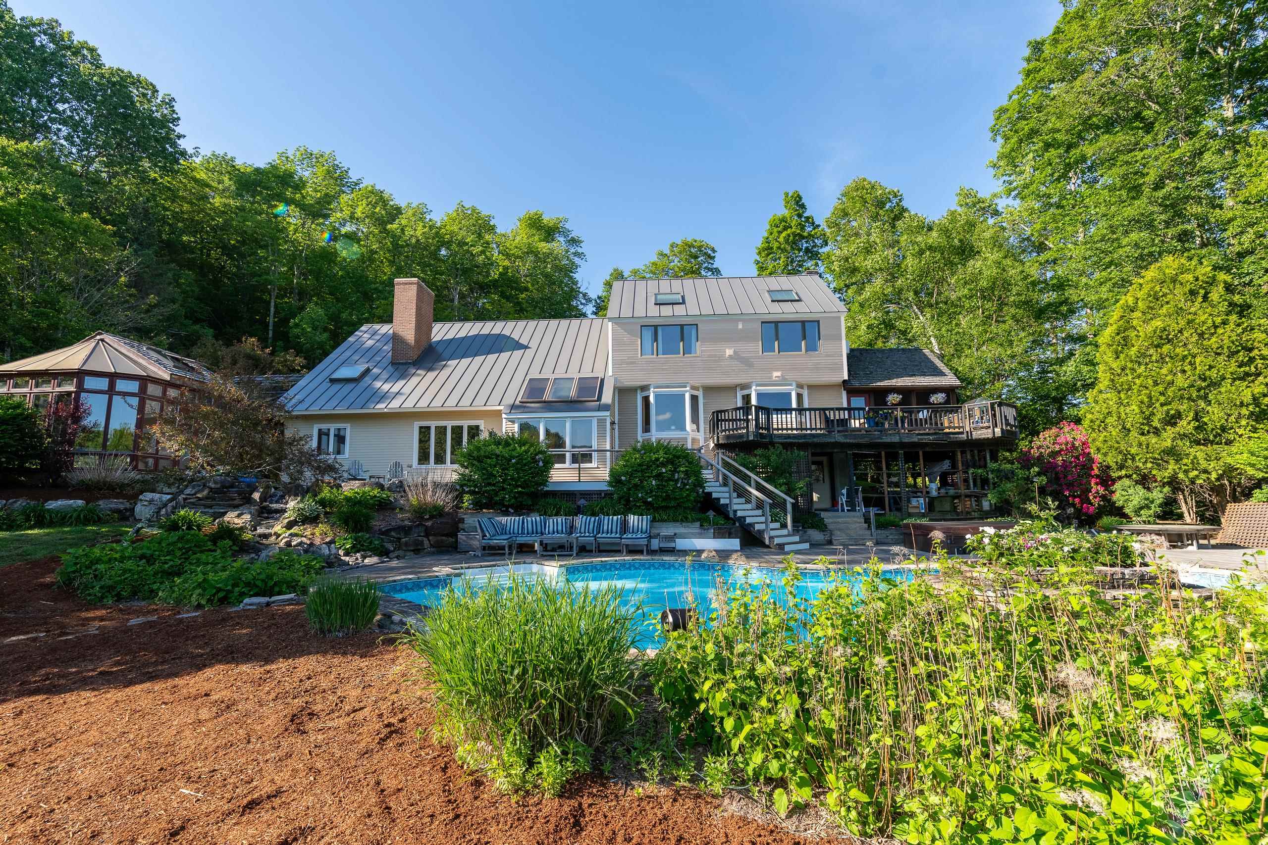 838 Cricket Hill Road Killington, VT 05751 - Photo 3 of 58