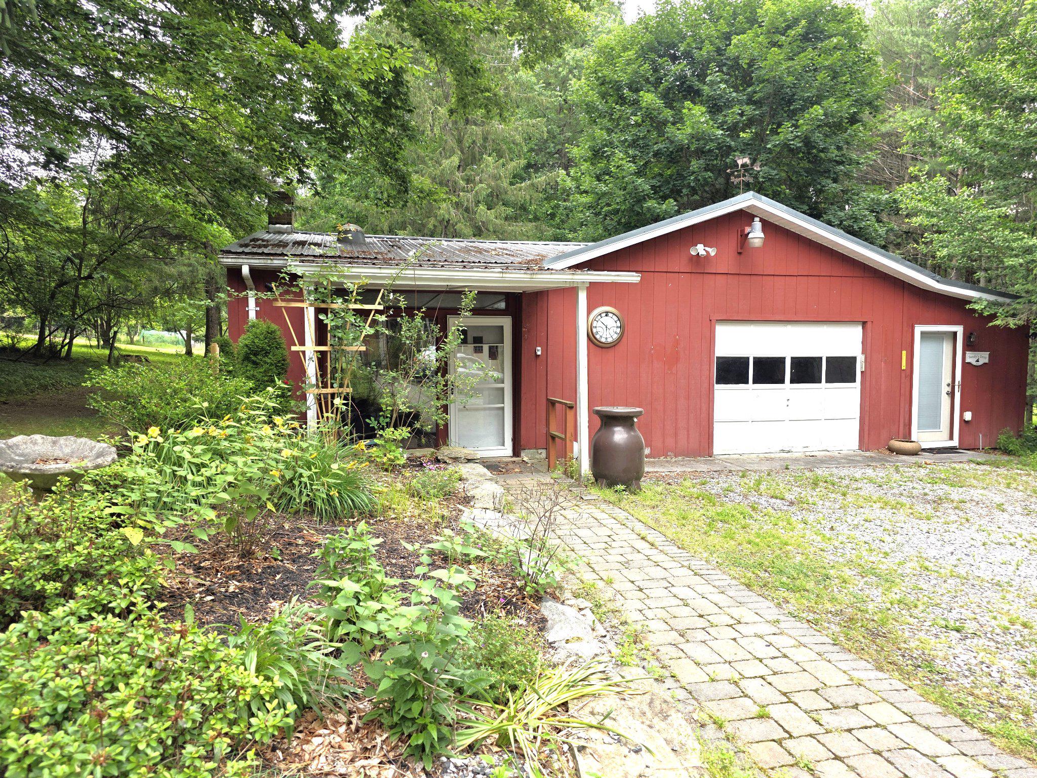 1178 Church Road Orrtanna, PA 17353 - Photo 3 of 6 Guest house, garage, and efficiency