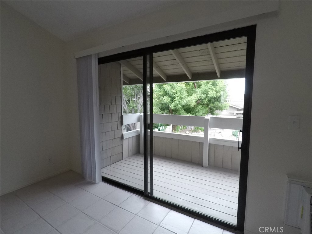 230 Springview Irvine, CA 92620 - Photo 17 of 30