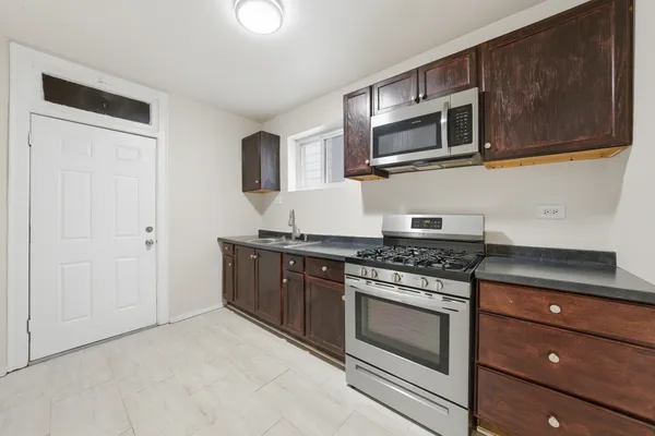 $324,900 | 8026 South Dobson Avenue, Chicago, IL 60619