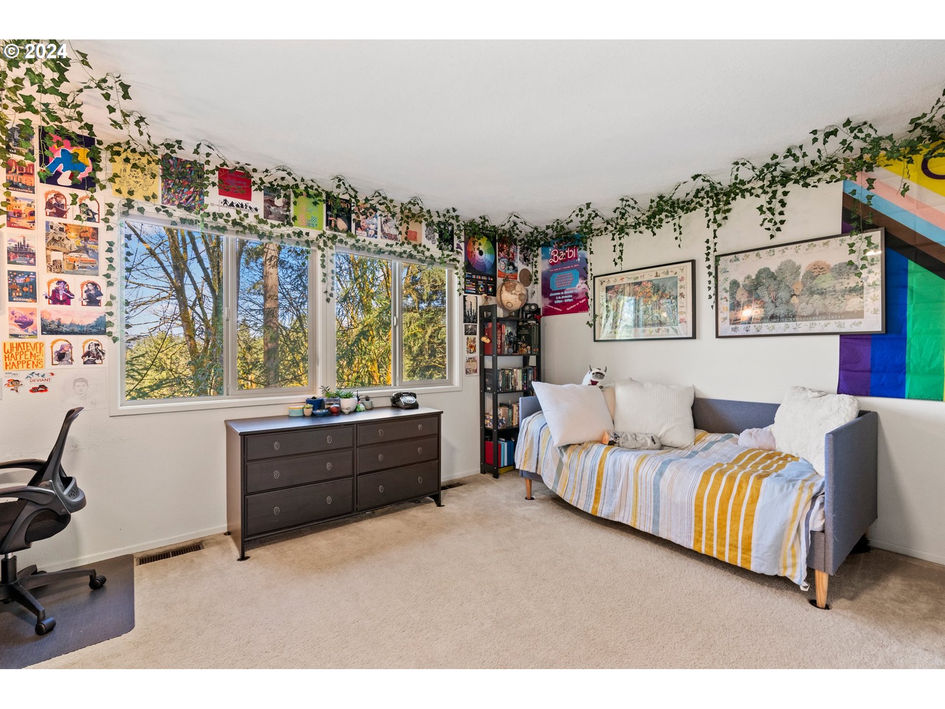 17720 Overlook Circle Lake Oswego, OR 97034 - Photo 16 of 21 Gallery Image 16