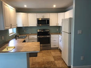 2636 West Way 1 kitchen
