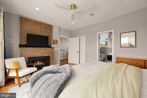$929,000 | 3602 16th Street Northwest, Unit 4, Washington, DC 20010