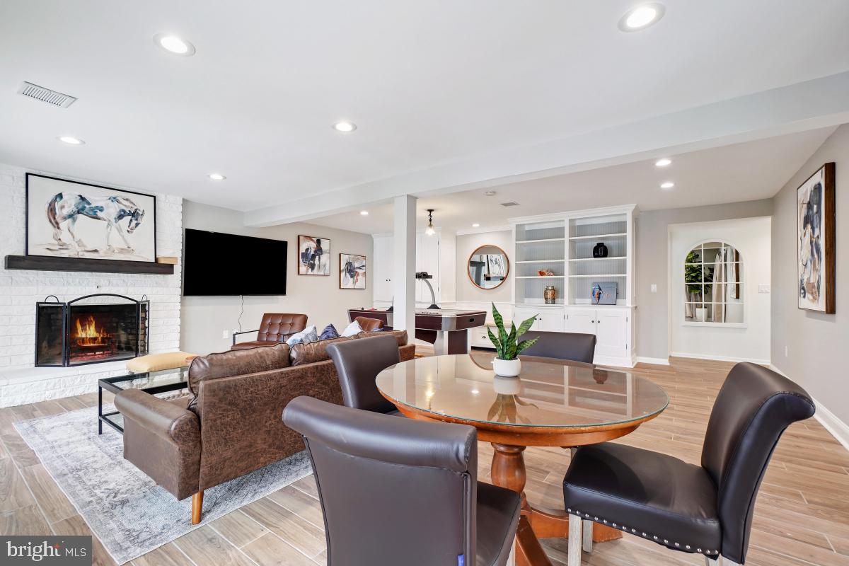 1820 Woods Road Annapolis, MD 21401 - Photo 32 of 51 LL Rec room w/fireplace.