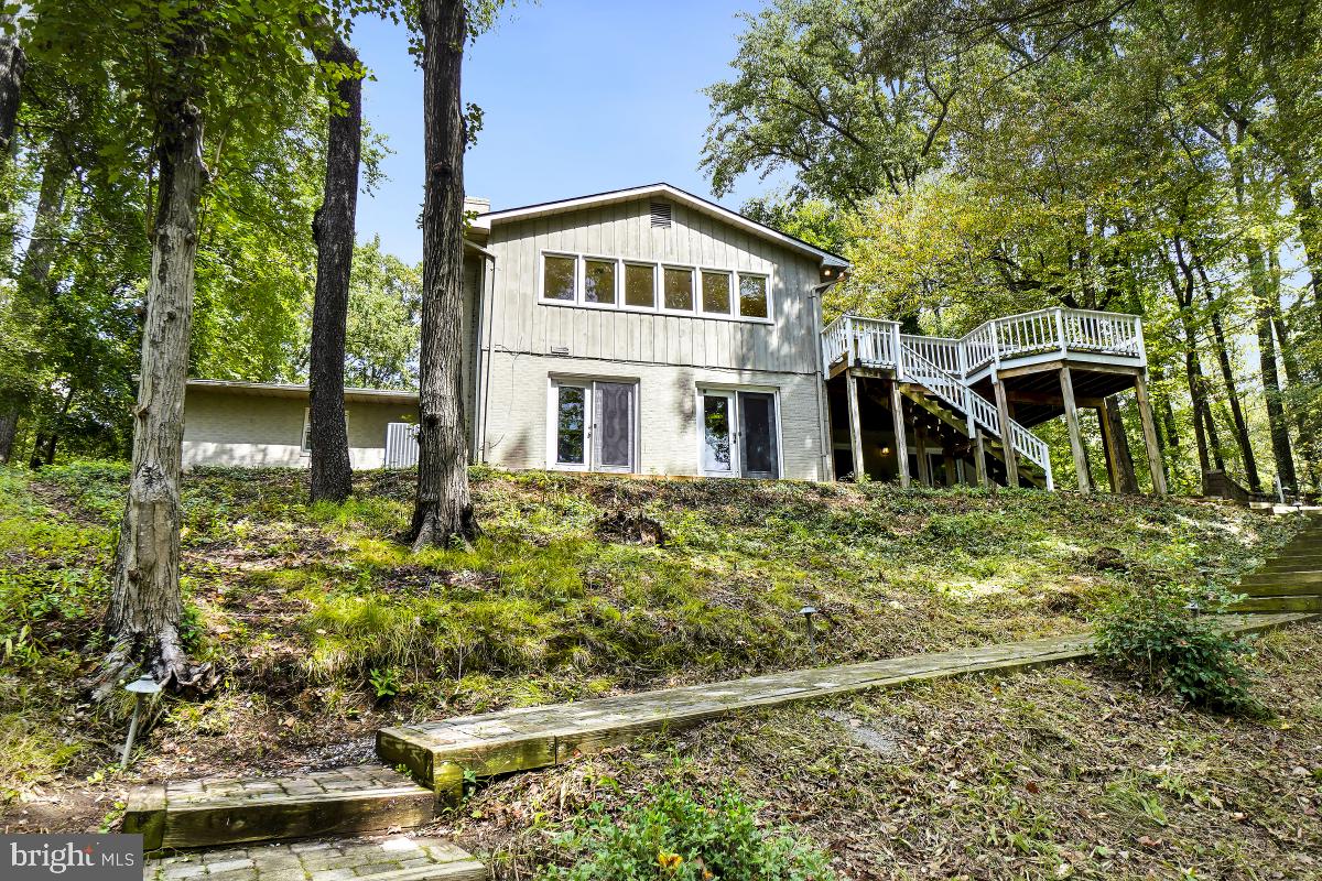 1820 Woods Road Annapolis, MD 21401 - Photo 43 of 51 Rear elevation w/large deck
