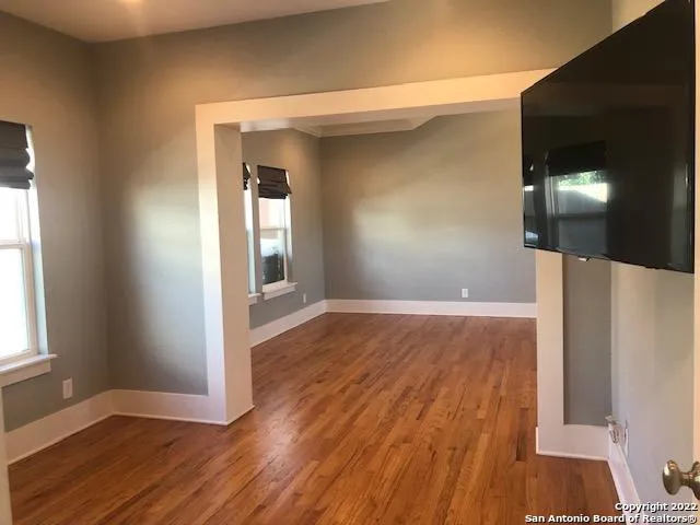a view of livingroom with hardwood