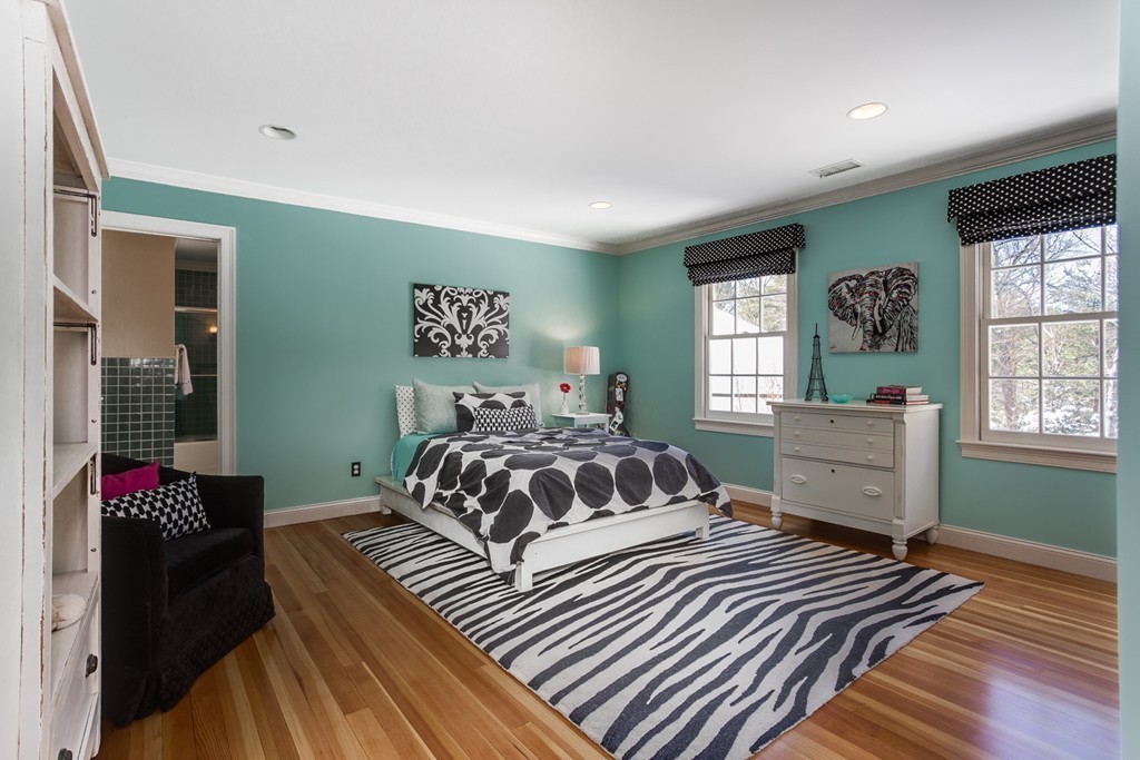 16 Warren Road Dedham, MA 02026 - Photo 19 of 25 Gallery Image 19