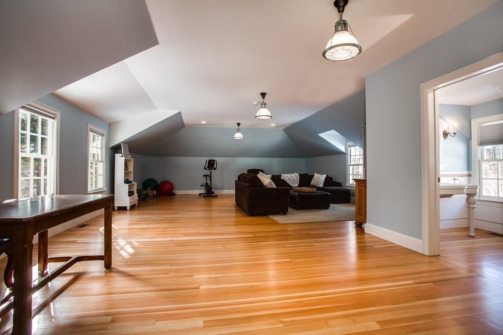 16 Warren Road Dedham, MA 02026 - Photo 21 of 25 Gallery Image 21