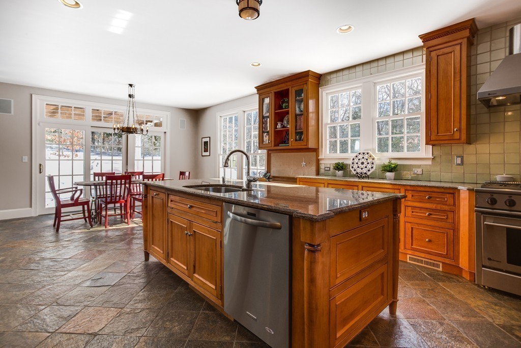 16 Warren Road Dedham, MA 02026 - Photo 9 of 25 Gallery Image 9