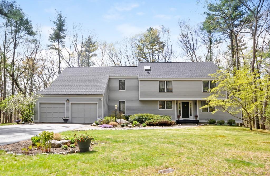 201 Bingham Road Carlisle, MA 01741 - Photo 1 of 11 Gallery Image 1