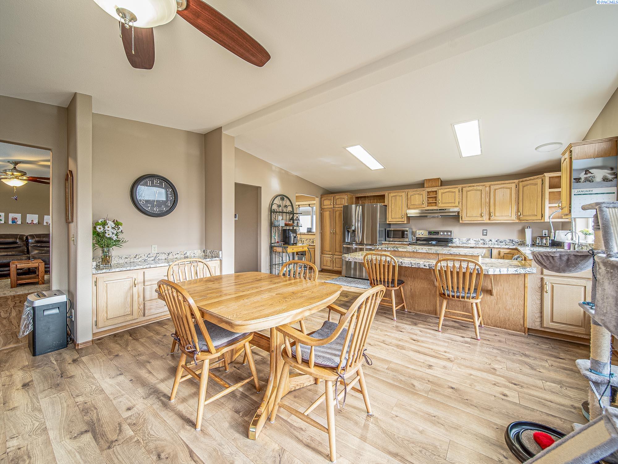 52706 North Evert Road Benton City, WA 99320 - Photo 14 of 50 Gallery Image 14