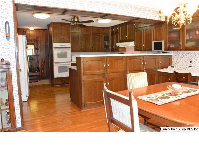 2629 Millwood Road Birmingham, AL 35243 - Photo 7 of 30