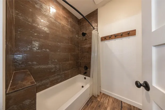 a bathroom with a bathtub