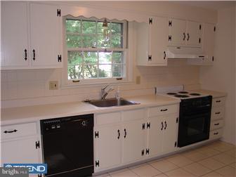 189 Pearl Croft Road Cherry Hill, NJ 08034 - Photo 4 of 12