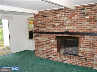 189 Pearl Croft Road Cherry Hill, NJ 08034 - Photo 7 of 12