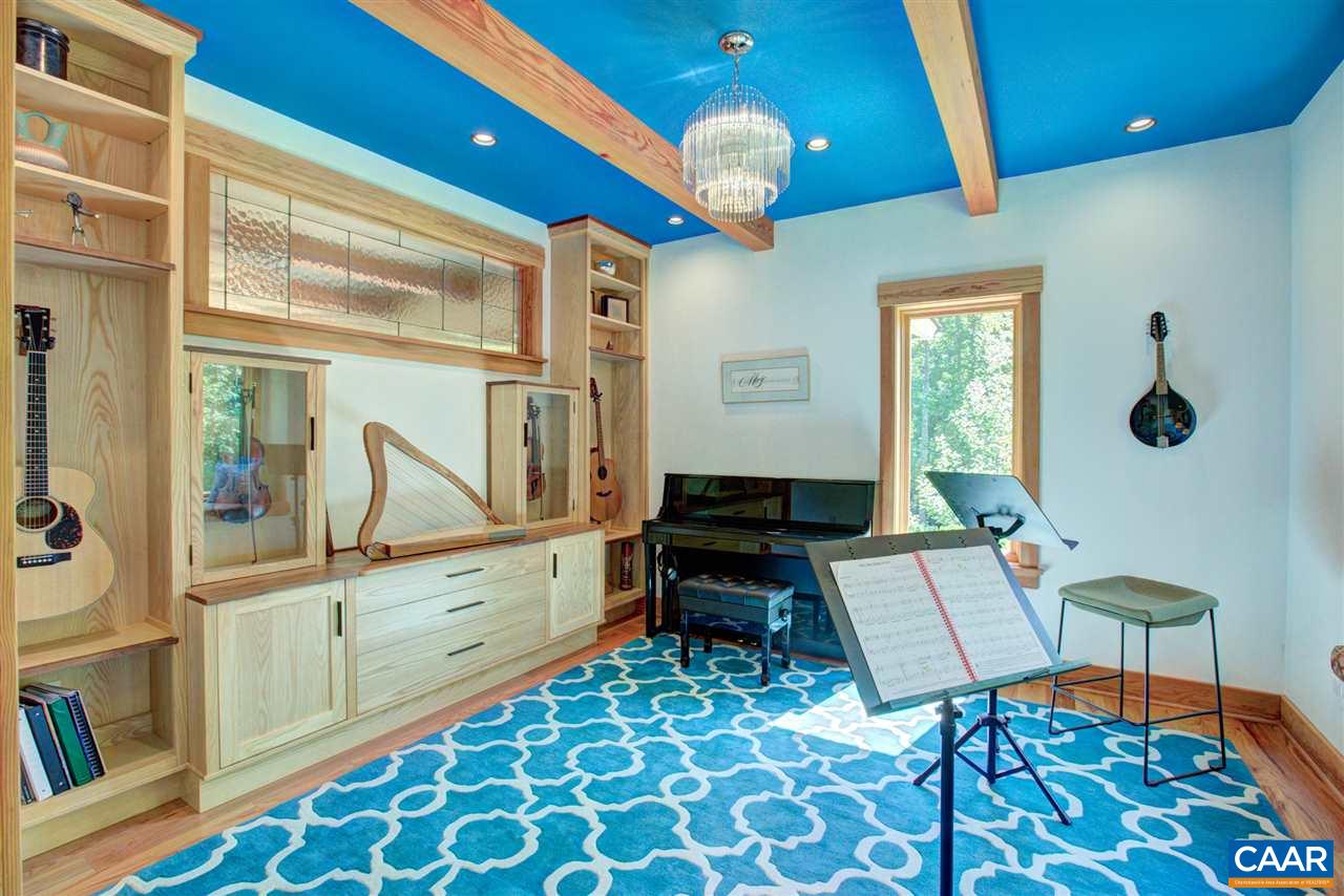 100 Miller School Road Charlottesville, VA 22903 - Photo 13 of 47 a room with furniture