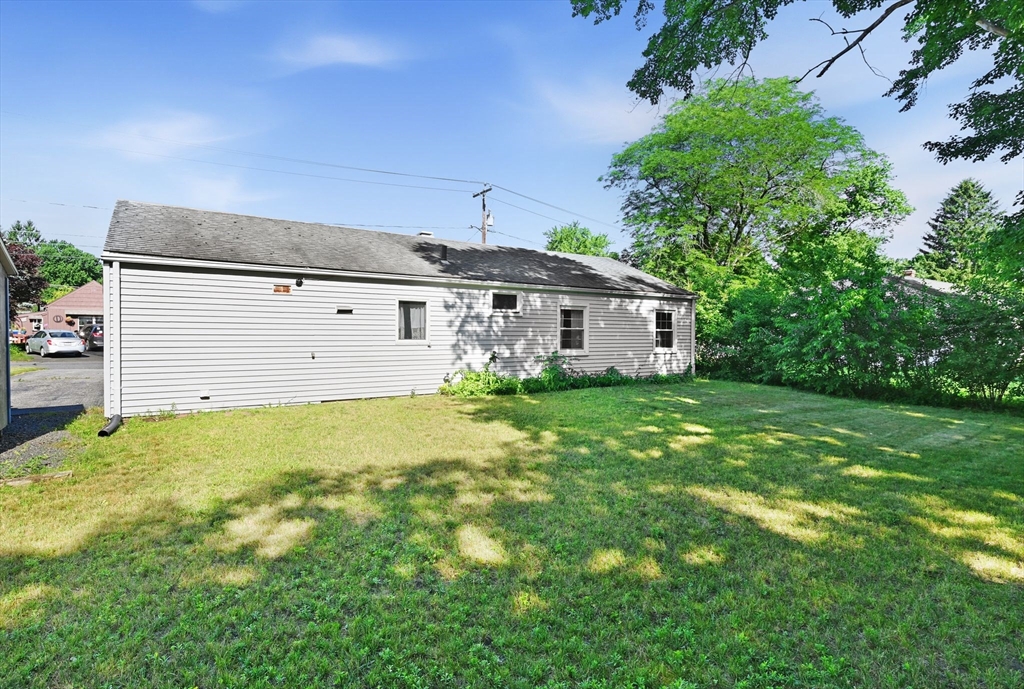 291 Old Farm Road Springfield, MA 01119 - Photo 33 of 34