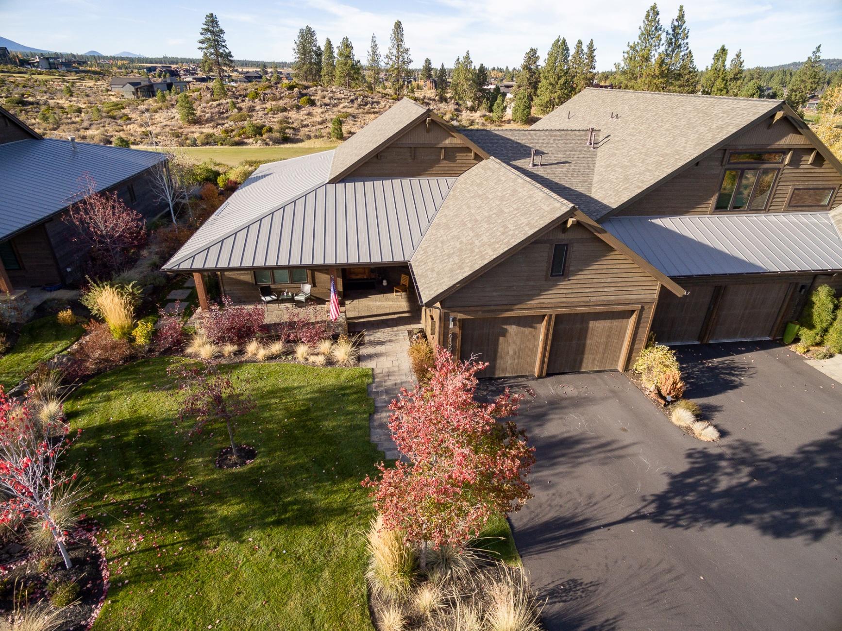61365 Triple Knot Road Bend, OR 97702 - Photo 2 of 34 batch_02Overview fronttripleknot 61365_N