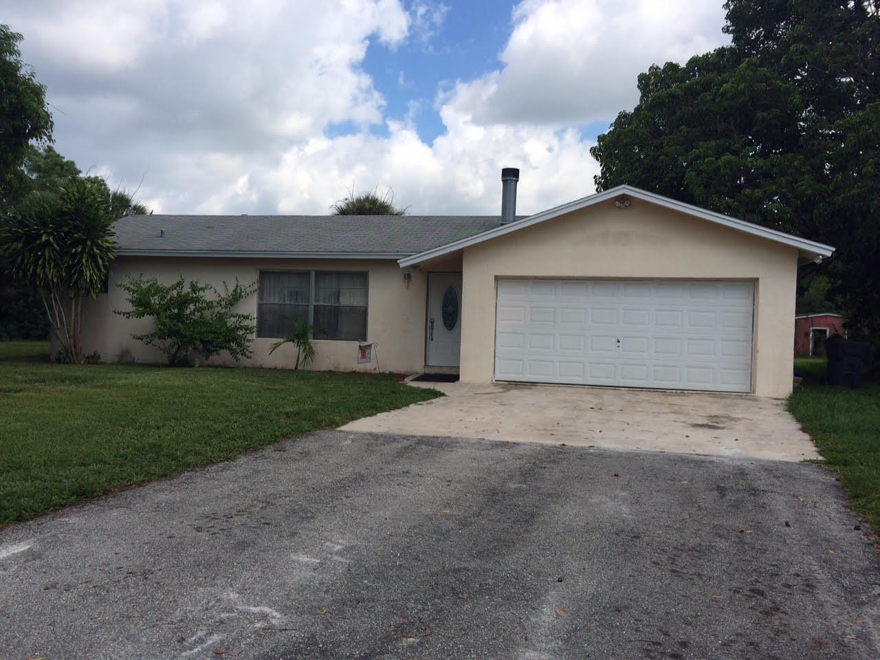 16689 Norris Road Loxahatchee, FL 33470 - Photo 8 of 20 Front of Home