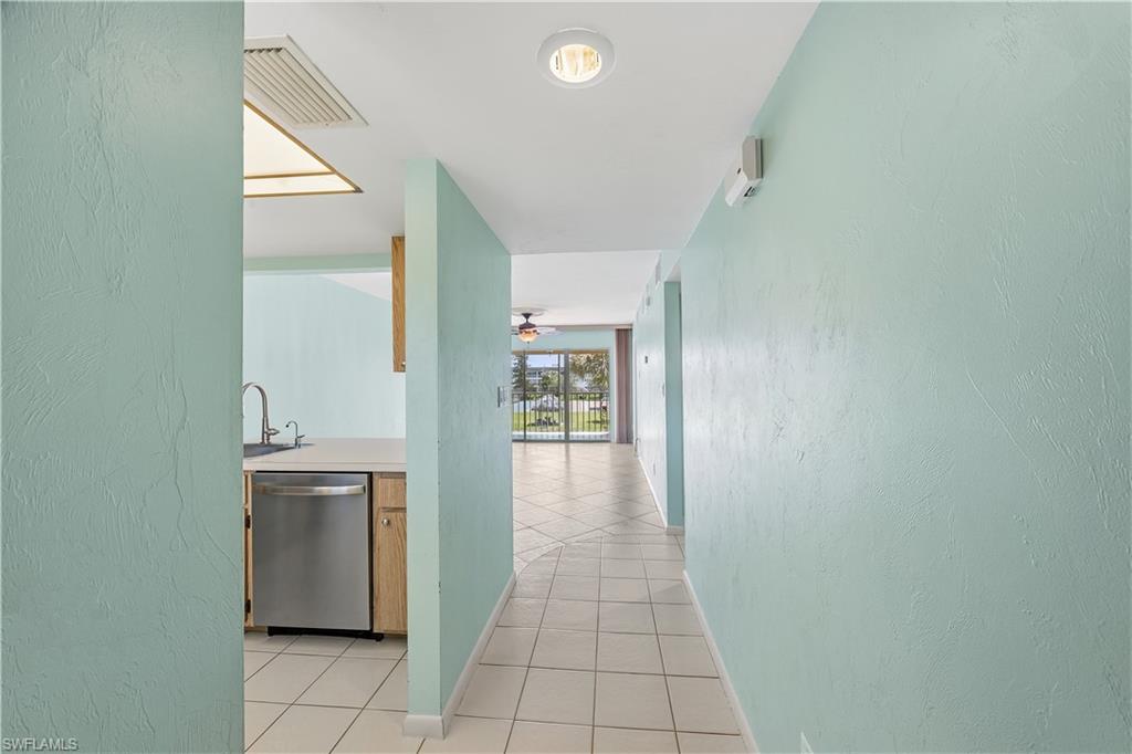 1004 Manatee Road, Unit H206 Naples, FL 34114 - Photo 3 of 25 Gallery Image 3