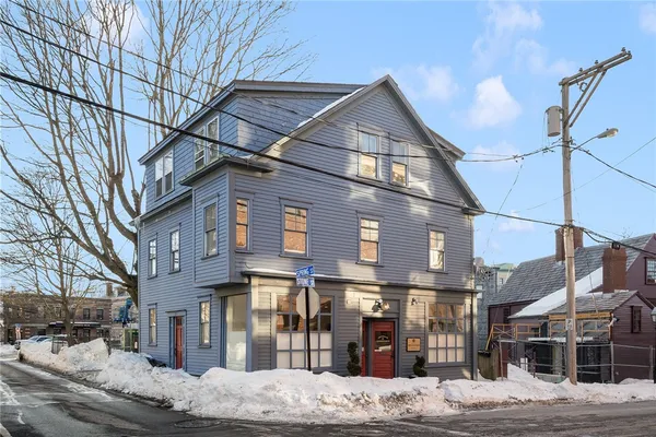 $750,000 | 21 Spring Street, Unit 2, Newport, RI 02840