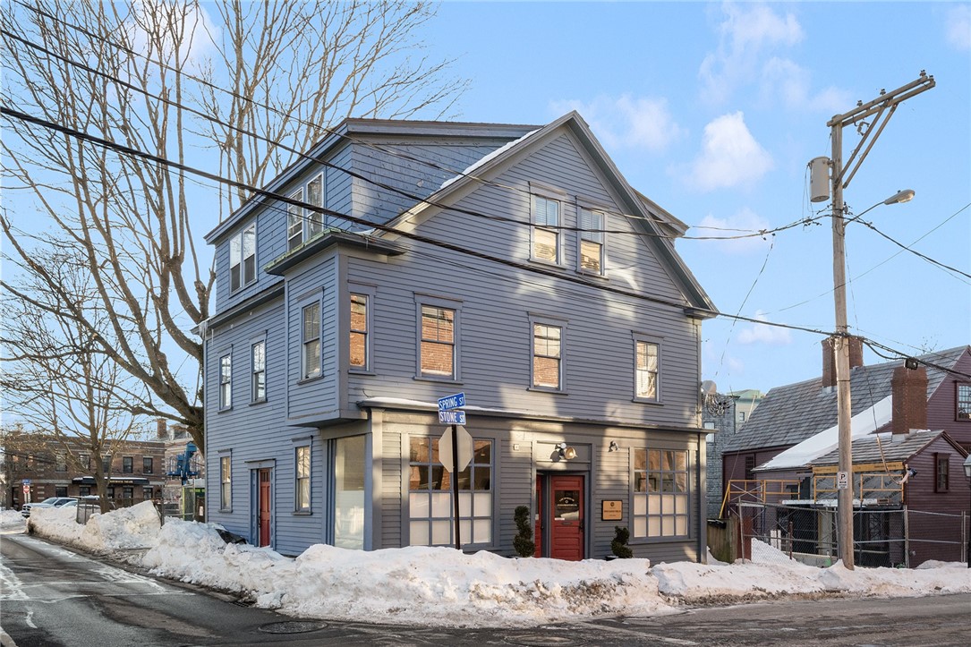 21 Spring Street, Unit 2 Newport, RI 02840 - Photo 27 of 28