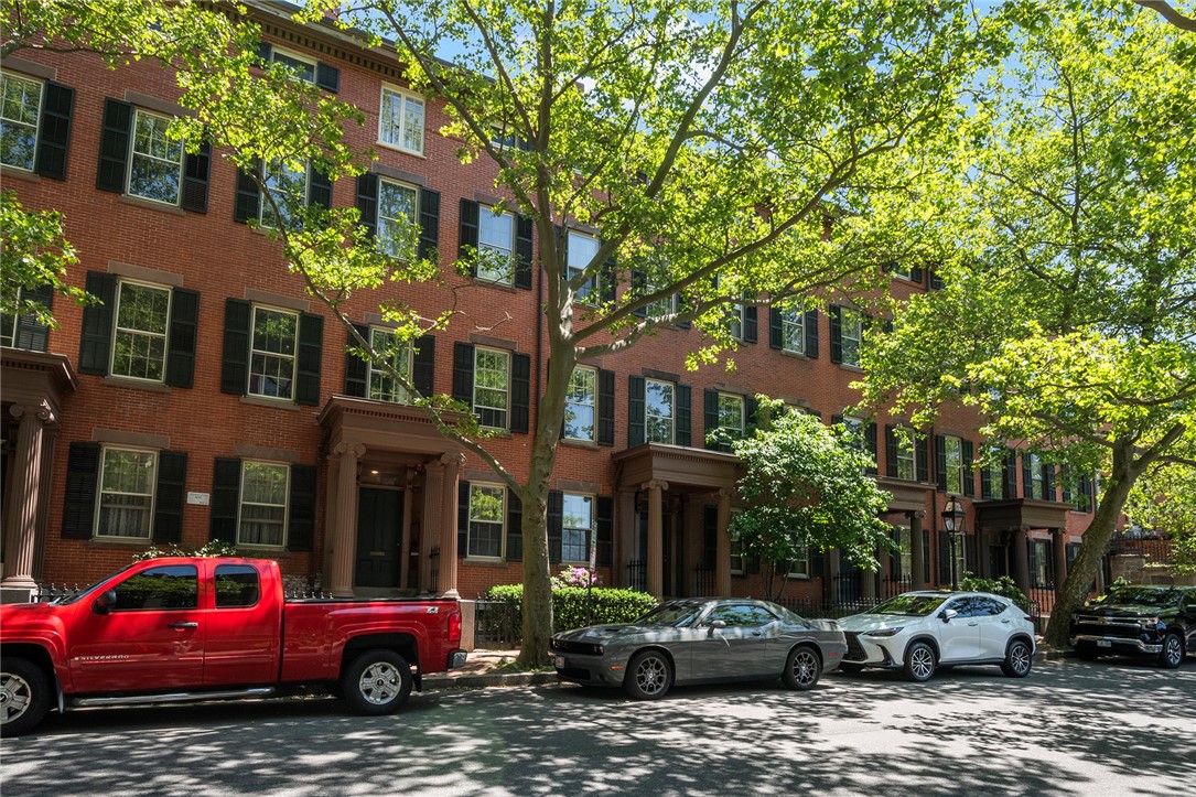 259 Benefit Street, Unit 2 Providence, RI 02903 - Photo 3 of 32