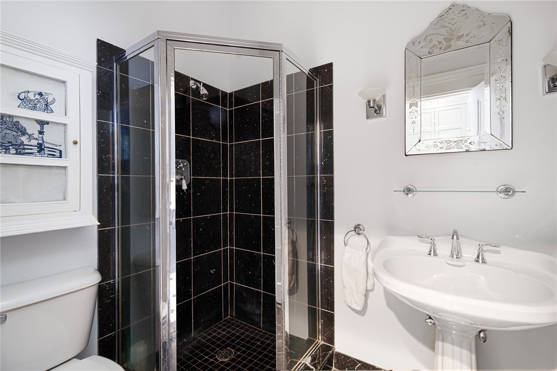 259 Benefit Street, Unit 2 Providence, RI 02903 - Photo 31 of 32