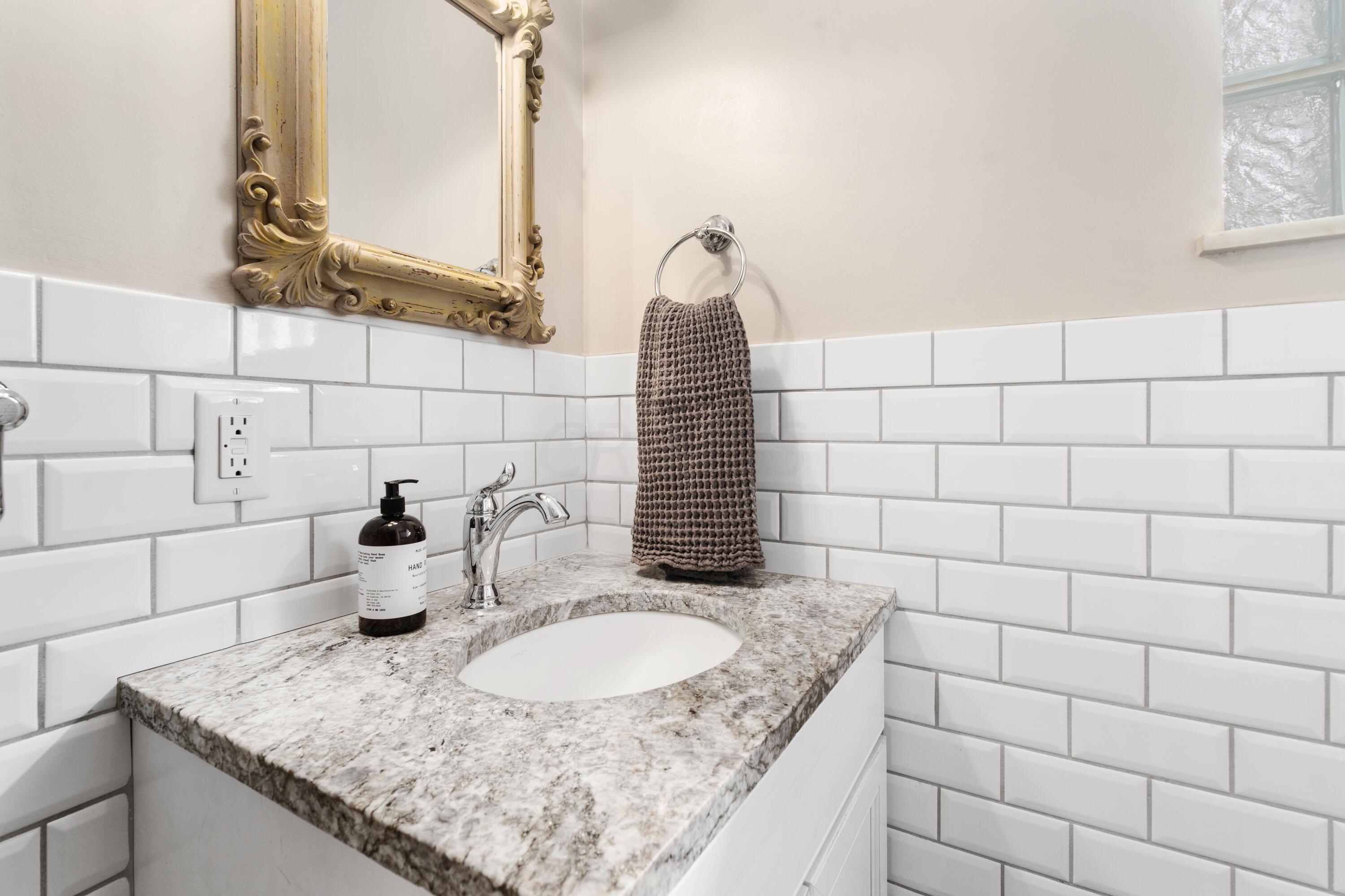 3109 Edgefield Road Columbus, OH 43221 - Photo 13 of 35 Remodeled Full Bath