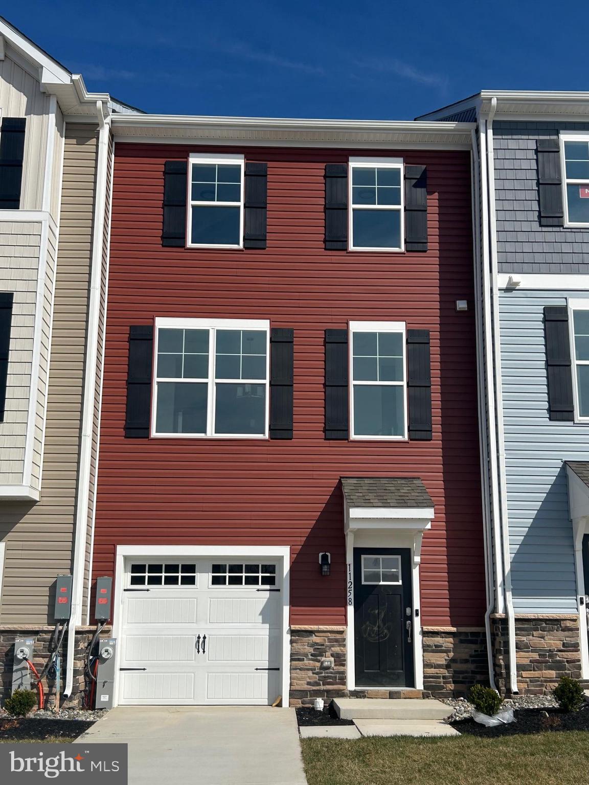 Lot 89 11258 Davisar