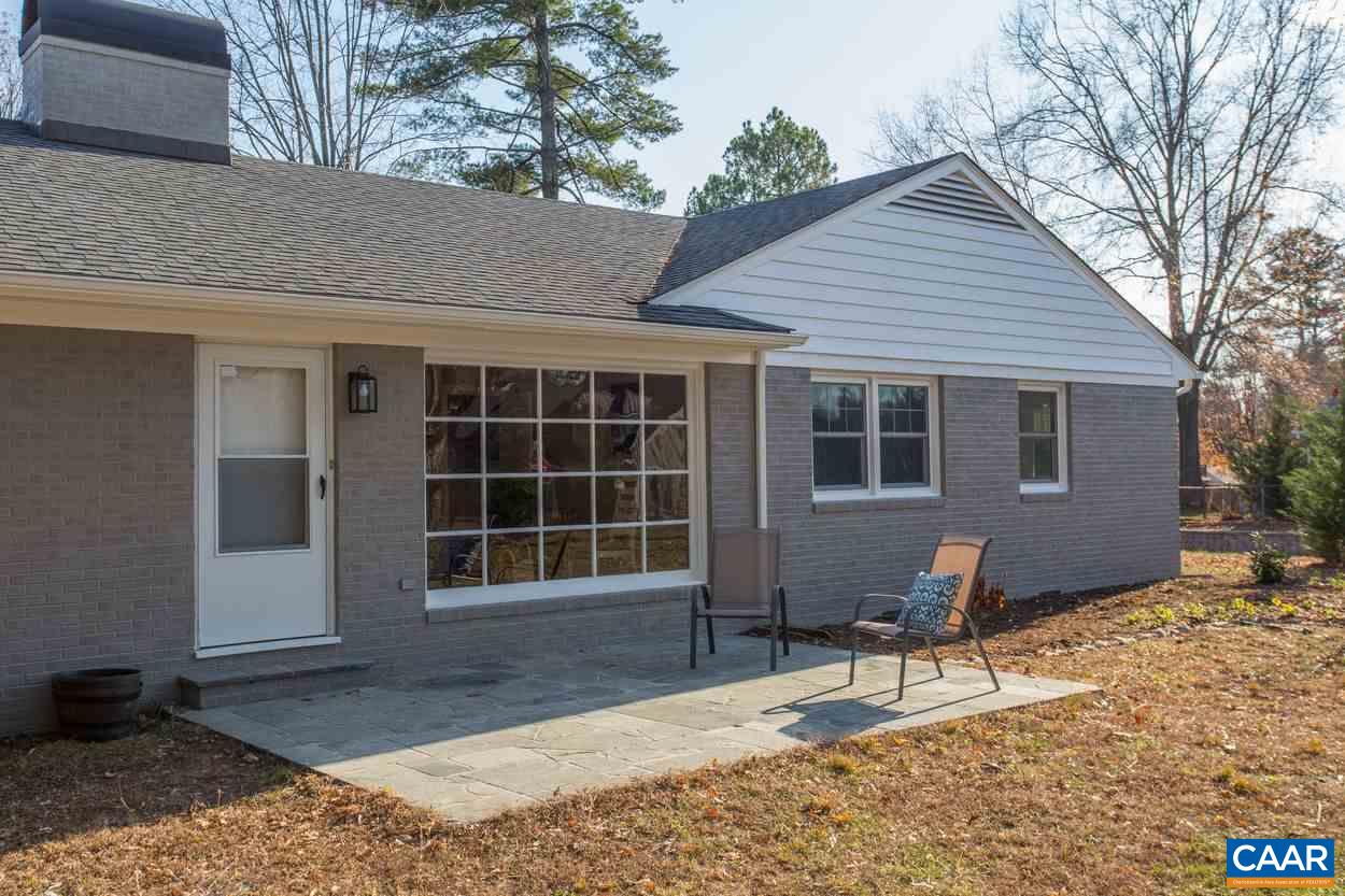 111 Westminster Road Charlottesville, VA 22901 - Photo 37 of 39 a house view with a sitting space