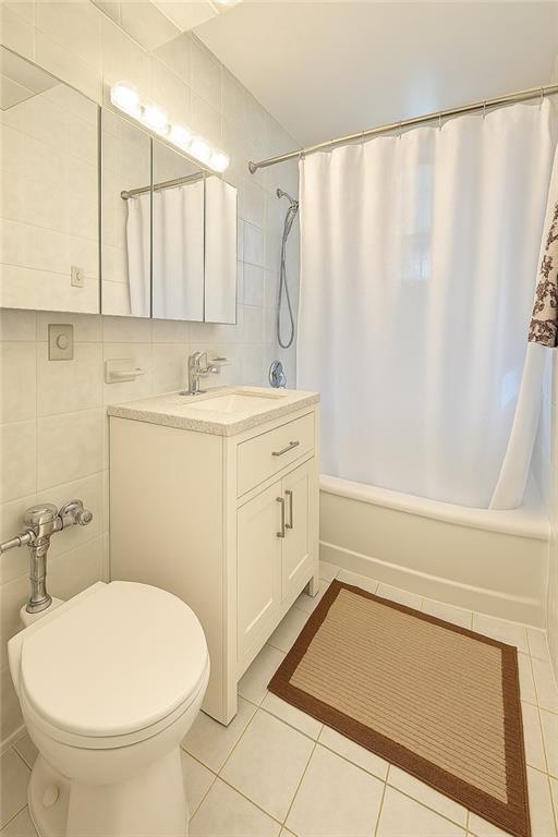 2461 East 29th Street, Unit 4K Brooklyn, NY 11235 - Photo 8 of 13