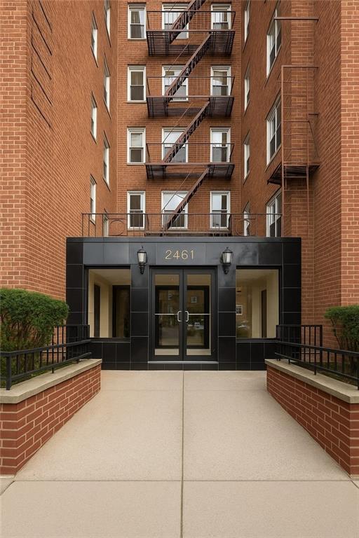 2461 East 29th Street, Unit 4K Brooklyn, NY 11235 - Photo 9 of 13