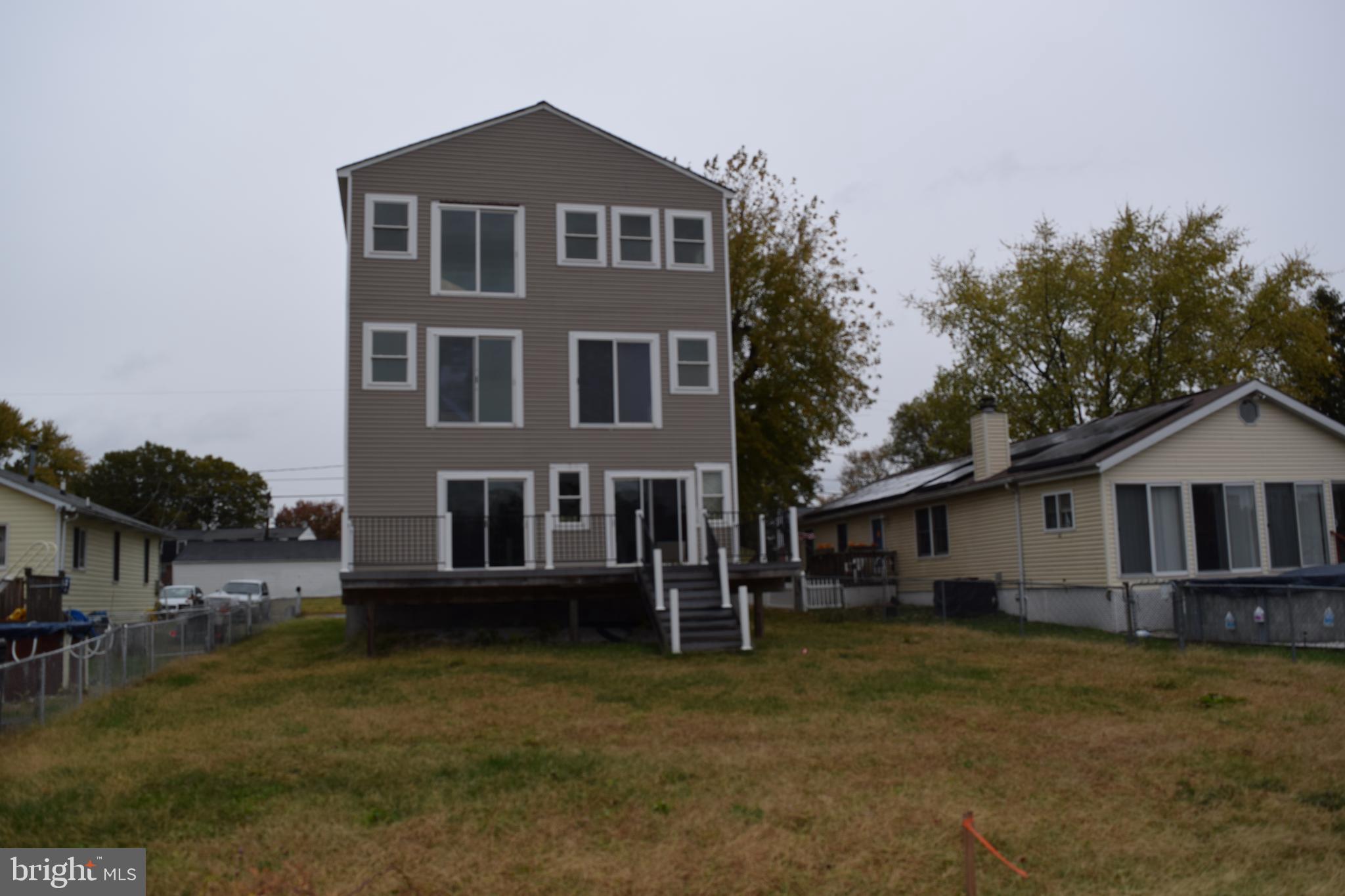 7911 Shore Road Baltimore, MD 21222 - Photo 1 of 37