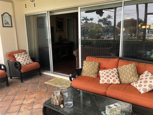 $1,900 | 400 North Federal Highway, Unit 108, Deerfield Beach, FL 33441