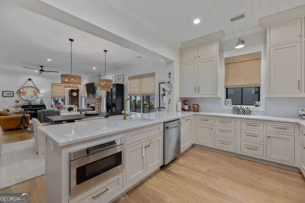 $925,000 | 3266 Confetti Blush Drive, Columbus, GA 31909