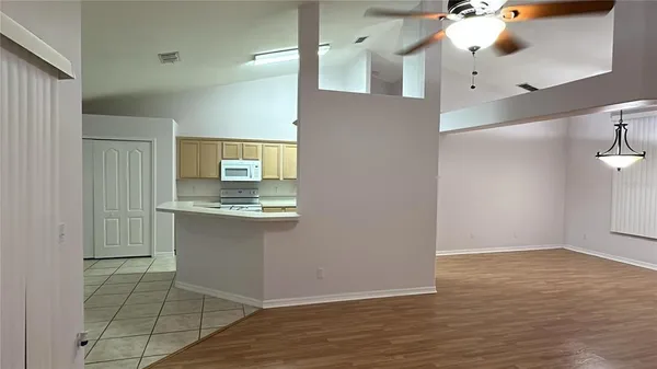 $2,200 | 534 Lake Sumner Drive, Groveland, FL 34736