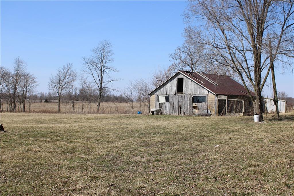 1024 North Leitzman Road Paragon, IN 46166 - Photo 17 of 23
