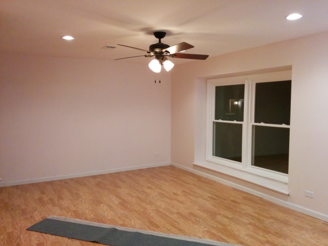534 Manor Circle, Unit 534 Schaumburg, IL 60107 - Photo 5 of 19