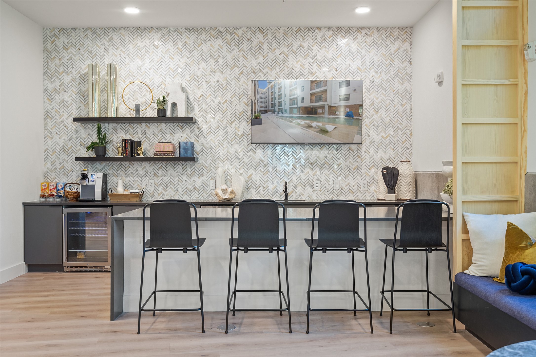 2500 Longview Street, Unit 222 Austin, TX 78705 - Photo 33 of 38