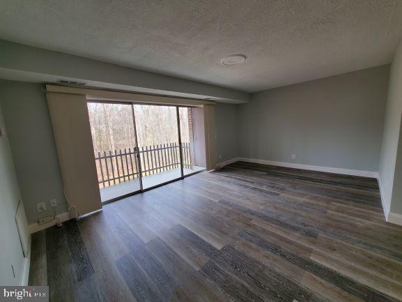 11620 Vantage Hill Road, Unit 11B Reston, VA 20190 - Photo 5 of 23