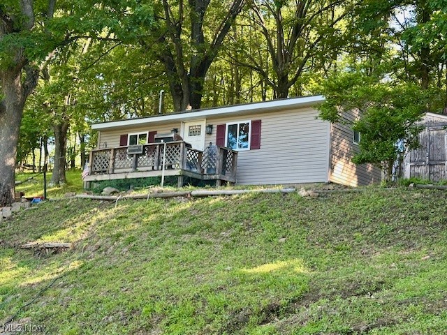 44 Moores Road New Cumberland, WV 26047 - Photo 25 of 27 Front of Home