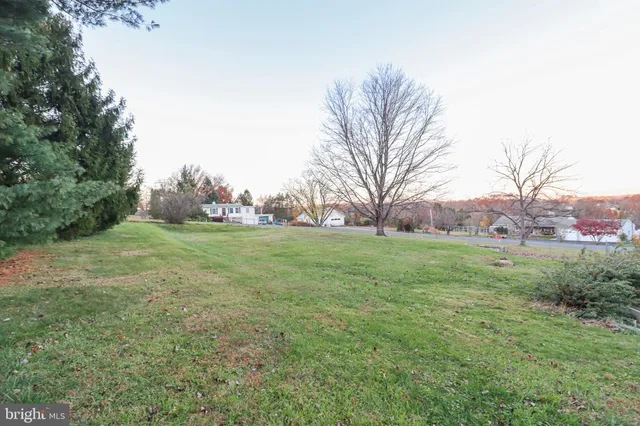 $438,900 | 170 Donrene Road, Mount Wolf, PA 17347