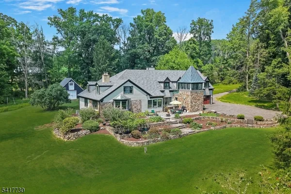 $1,345,000 | 121 Stanton Mountain Road, Lebanon, NJ 08833