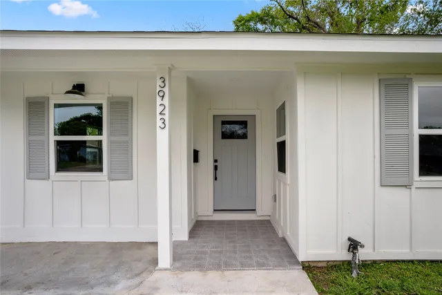 $2,150 | 3923 Alsace Street, Houston, TX 77021