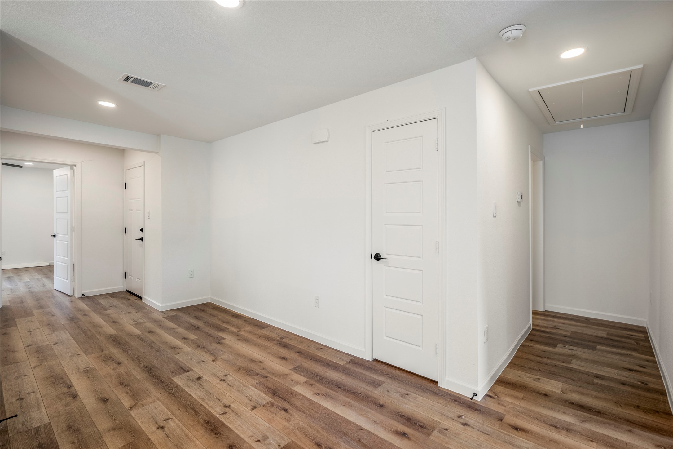 3923 Alsace Street Houston, TX 77021 - Photo 10 of 28 a view of a room with wooden floor