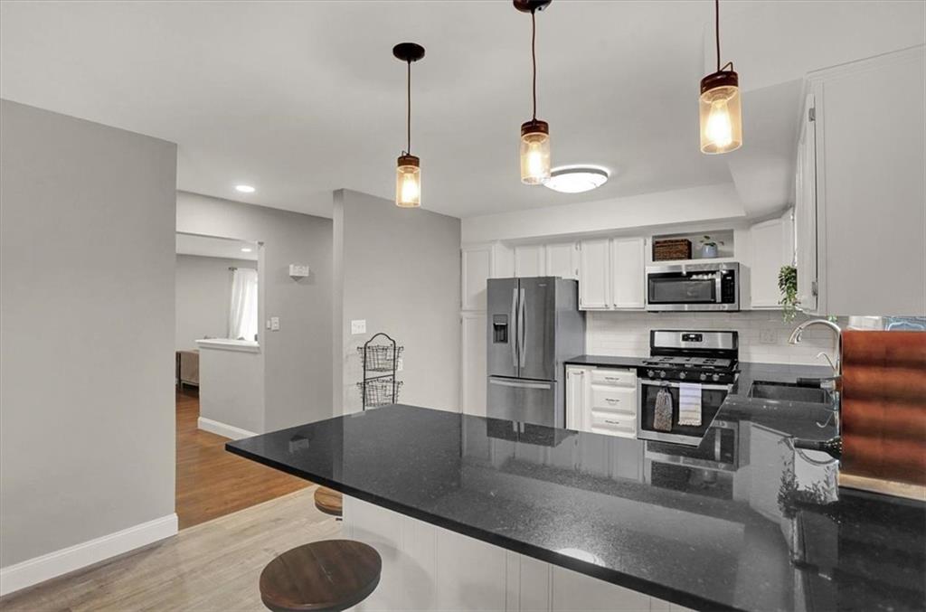 5580 Fenmore Road Indianapolis, IN 46228 - Photo 10 of 38 Gallery Image 10