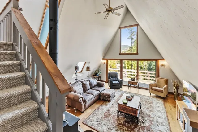 a view of a hallway with washer and dryer