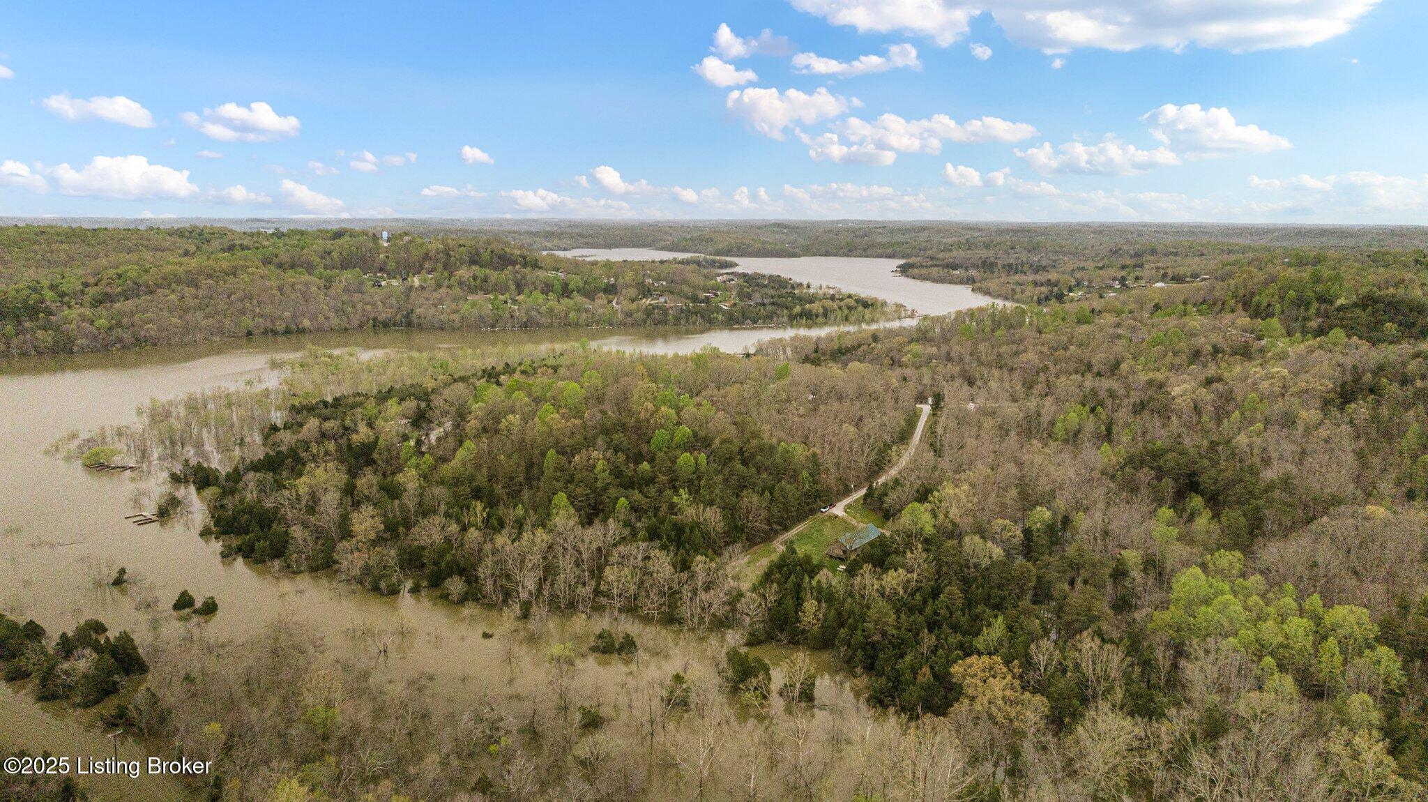 149 Quarry Cove Road Clarkson, KY 42726 - Photo 10 of 30 8-web-or-mls-DJI_20250417131933_0251_D